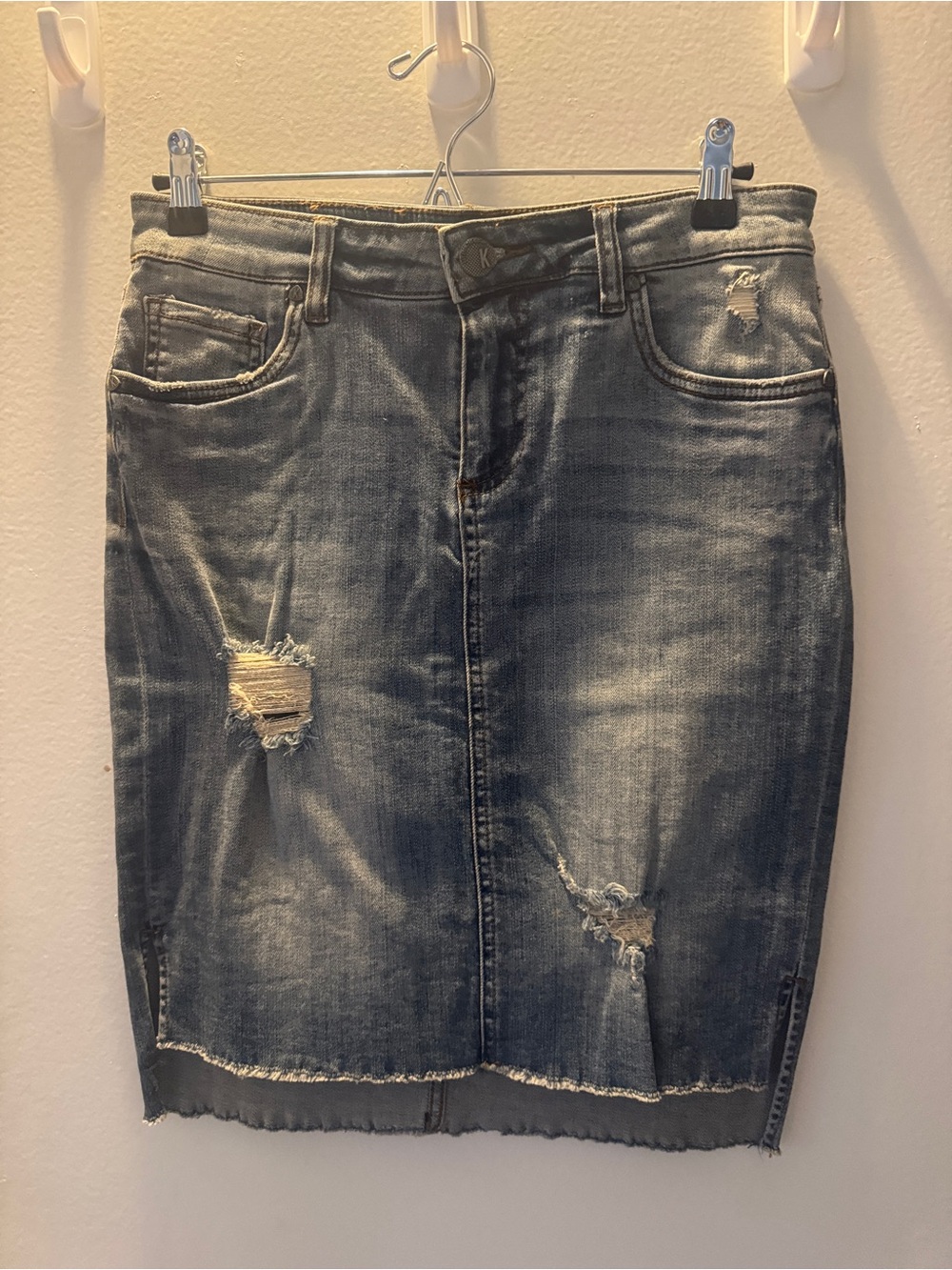 Kut from the Kloth Distressed Denim Pencil Skirt - Blue